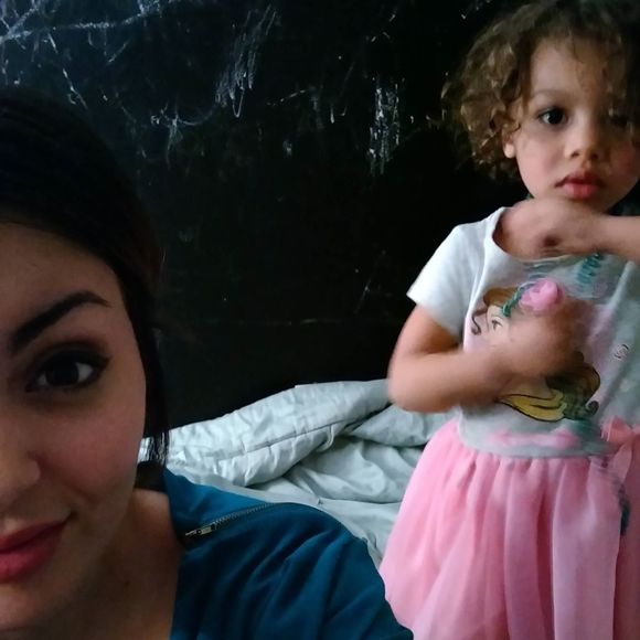 Meet your Posher, Beth - Picture 1 of 1